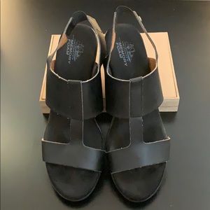 Platform wedge sandals